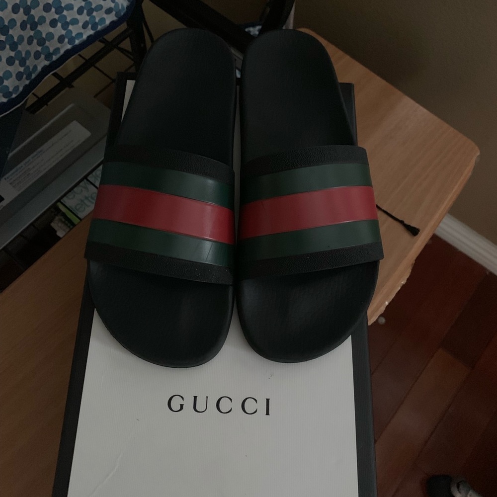 Gucci slides